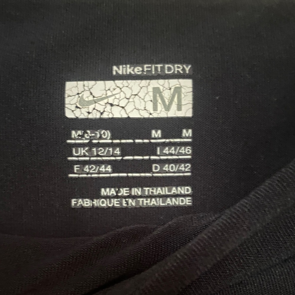 Nike Black Yoga Pants - Picture 2 of 4